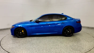 2020 Alfa Romeo Giulia - Image 12 of 14