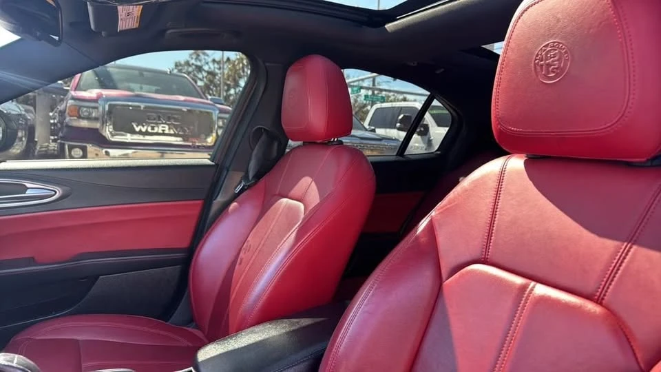 2020 Alfa Romeo Giulia - Image 3 of 6