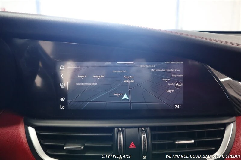 2020 Alfa Romeo Giulia - Image 19 of 20