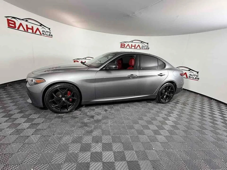 2020 Alfa Romeo Giulia - Image 2 of 16