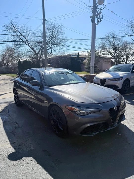 2020 Alfa Romeo Giulia - Image 4 of 14