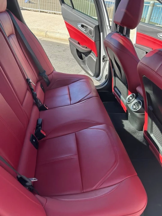 2020 Alfa Romeo Giulia - Image 11 of 19
