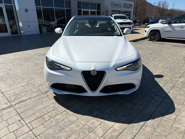 2020 Alfa Romeo Giulia - Image 3 of 20