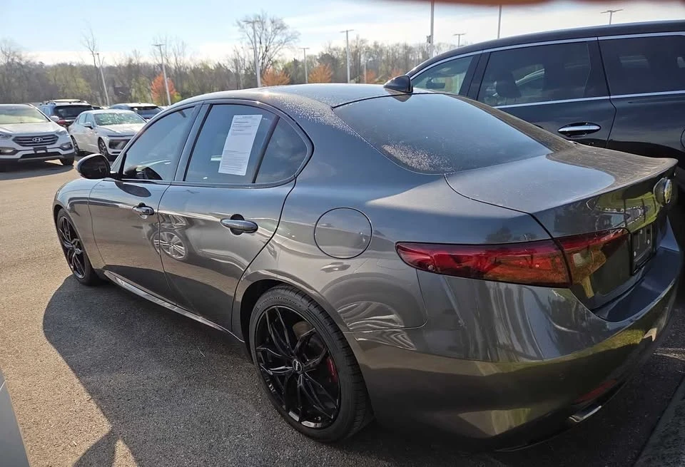 2020 Alfa Romeo Giulia - Image 3 of 7