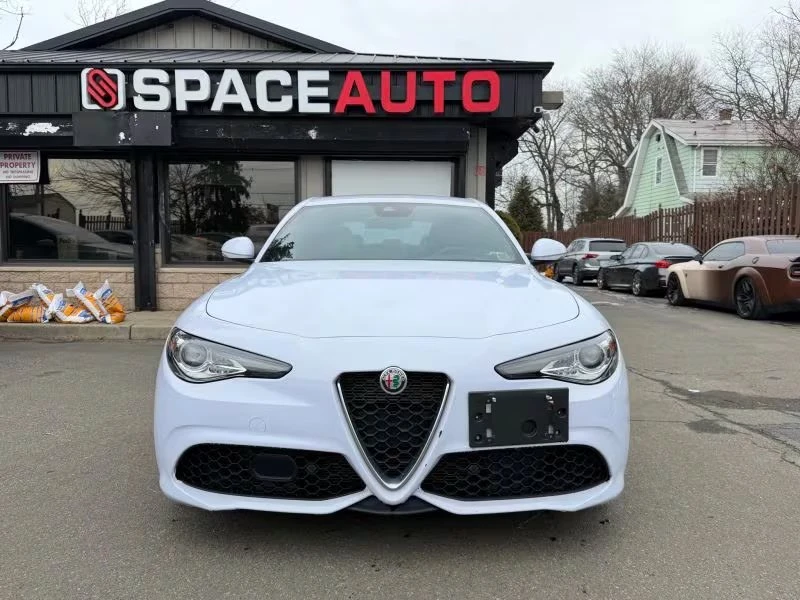 2020 Alfa Romeo Giulia - Image 2 of 18