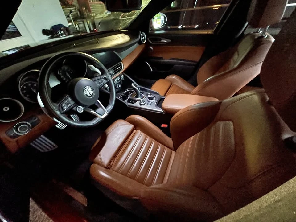 2020 Alfa Romeo Giulia - Image 2 of 9