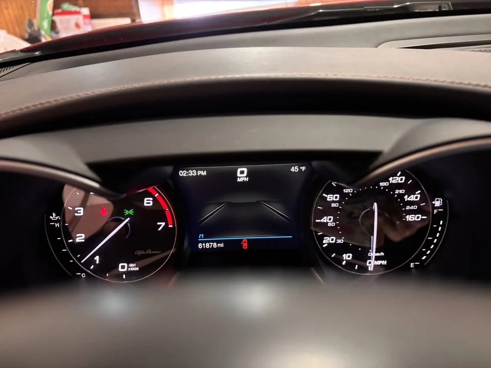 2020 Alfa Romeo Giulia - Image 5 of 9