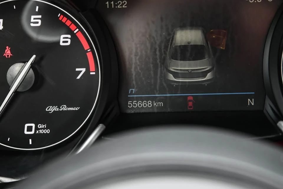 2020 Alfa Romeo Giulia - Image 20 of 20