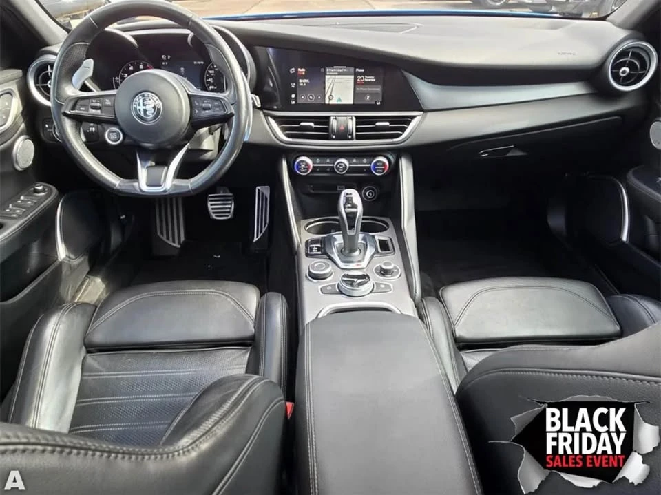 2020 Alfa Romeo Giulia - Image 11 of 18