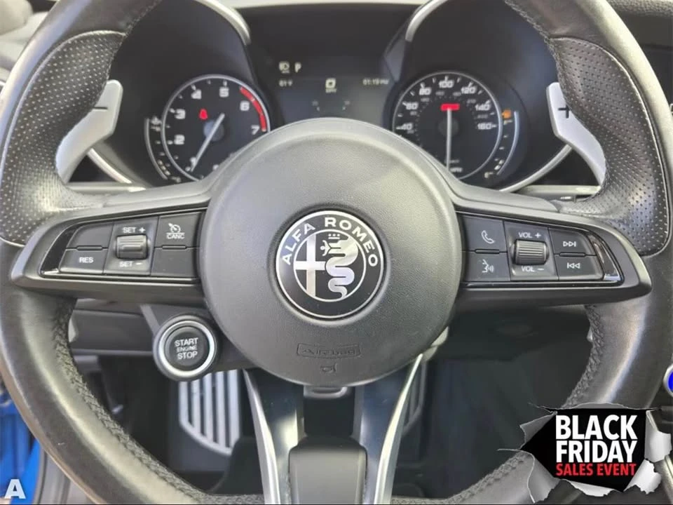 2020 Alfa Romeo Giulia - Image 16 of 18