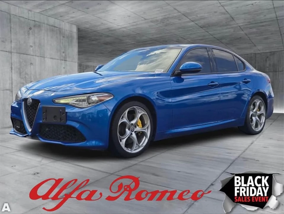 2020 Alfa Romeo Giulia - Image 18 of 18