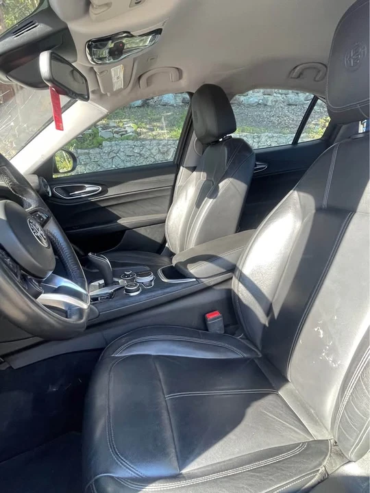 2020 Alfa Romeo Giulia - Image 6 of 9