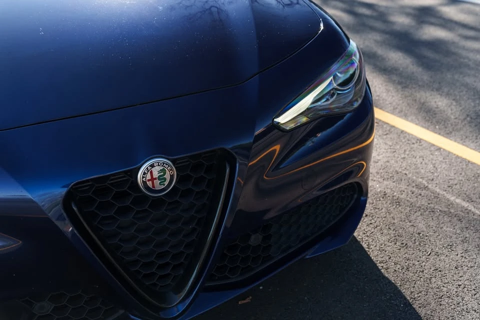 2020 Alfa Romeo Giulia - Image 4 of 19