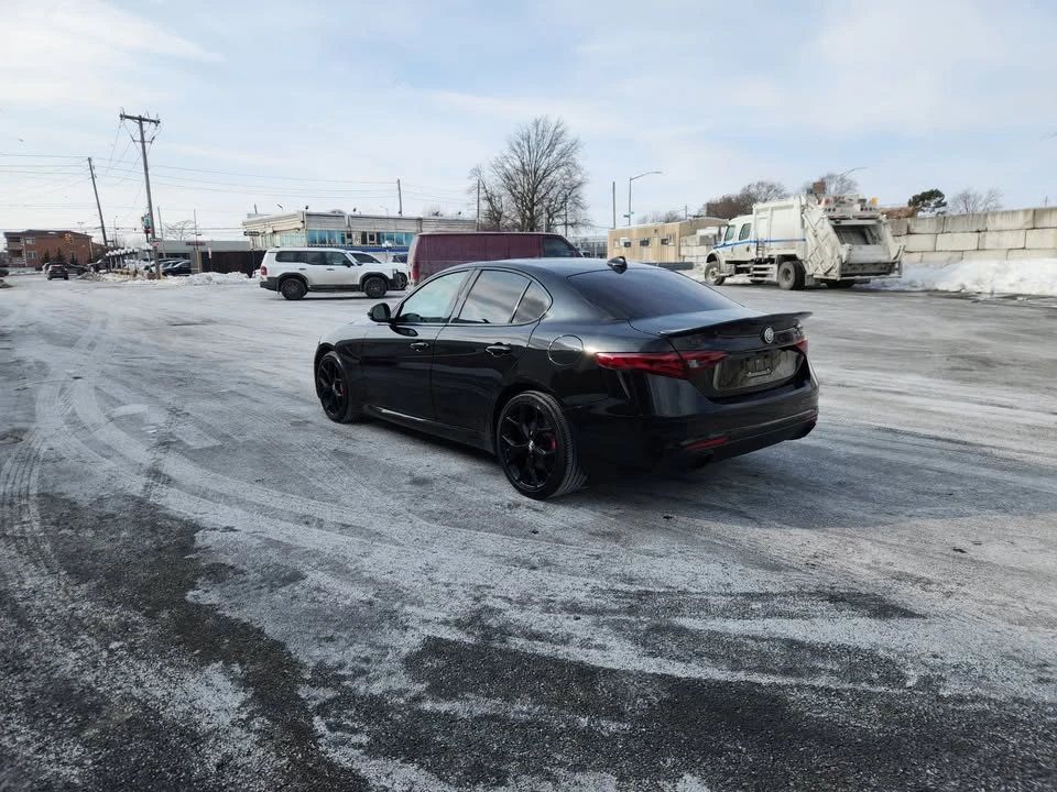 2020 Alfa Romeo Giulia - Image 3 of 16