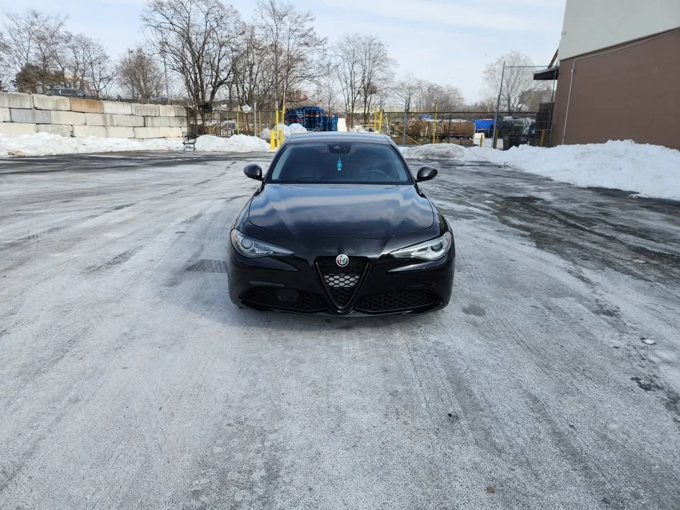 2020 Alfa Romeo Giulia - Image 8 of 16