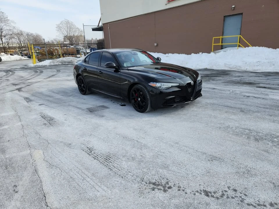 2020 Alfa Romeo Giulia - Image 7 of 16