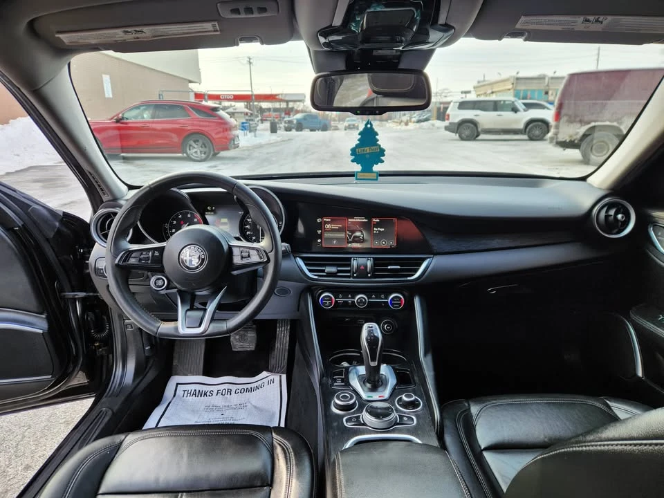 2020 Alfa Romeo Giulia - Image 13 of 16