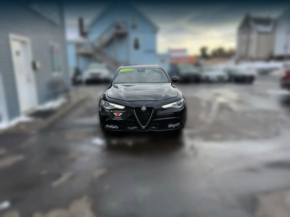 2020 Alfa Romeo Giulia - Image 7 of 19