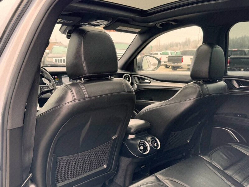 2020 Alfa Romeo Stelvio - Image 17 of 20