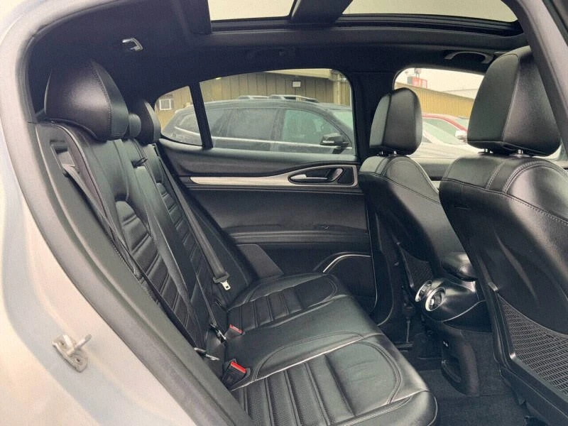 2020 Alfa Romeo Stelvio - Image 16 of 20