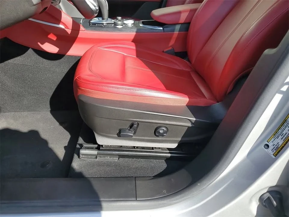2020 Alfa Romeo Stelvio - Image 18 of 20