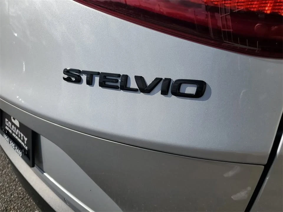2020 Alfa Romeo Stelvio - Image 8 of 20