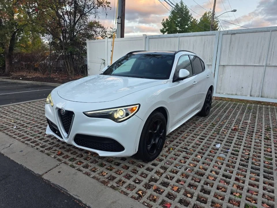 2020 Alfa Romeo Stelvio - Image 2 of 17