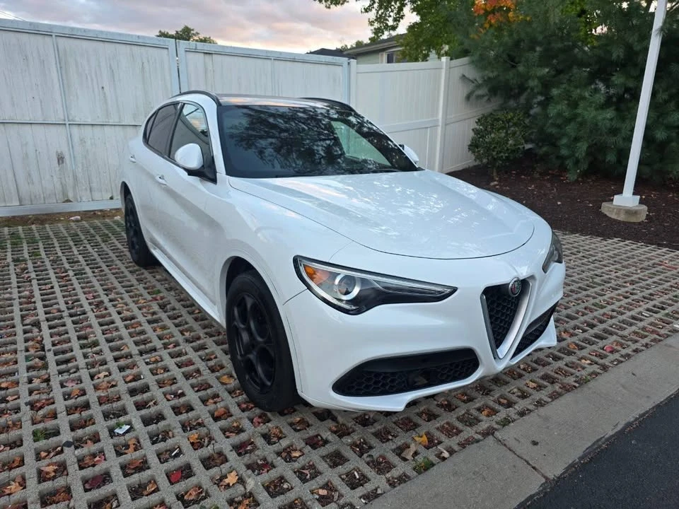 2020 Alfa Romeo Stelvio - Image 4 of 17