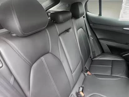 2020 Alfa Romeo Stelvio - Image 13 of 17
