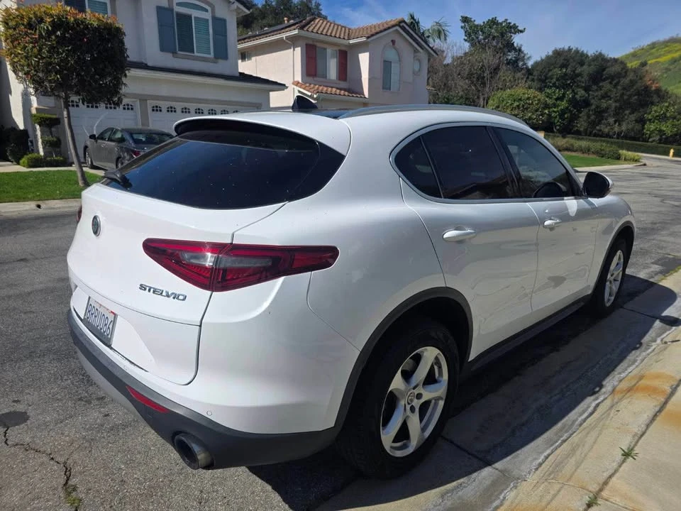 2020 Alfa Romeo Stelvio - Image 3 of 10