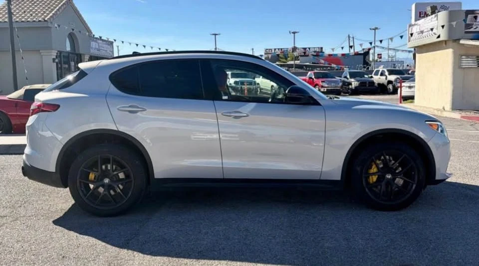 2020 Alfa Romeo Stelvio - Image 4 of 11