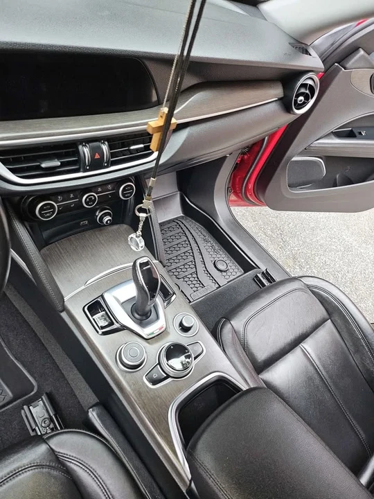 2020 Alfa Romeo Stelvio - Image 4 of 9