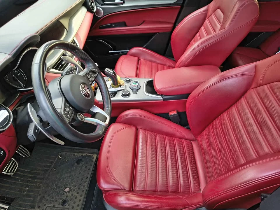 2020 Alfa Romeo Stelvio - Image 2 of 10