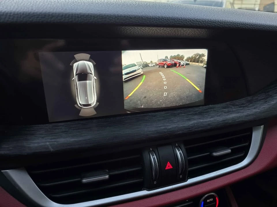 2020 Alfa Romeo Stelvio - Image 15 of 19