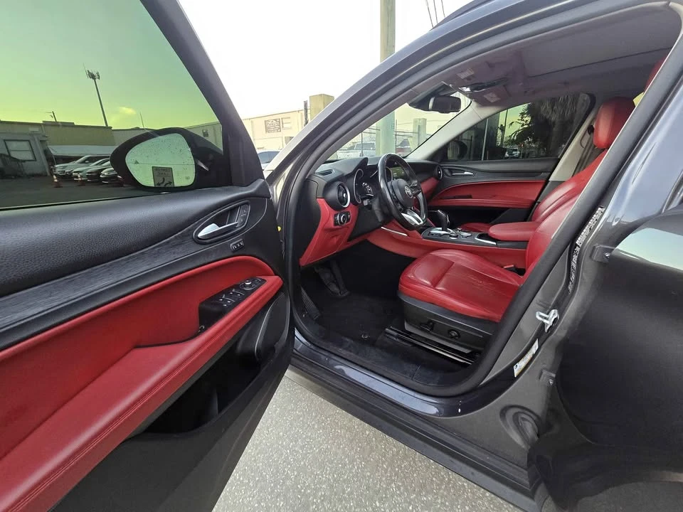 2020 Alfa Romeo Stelvio - Image 9 of 19