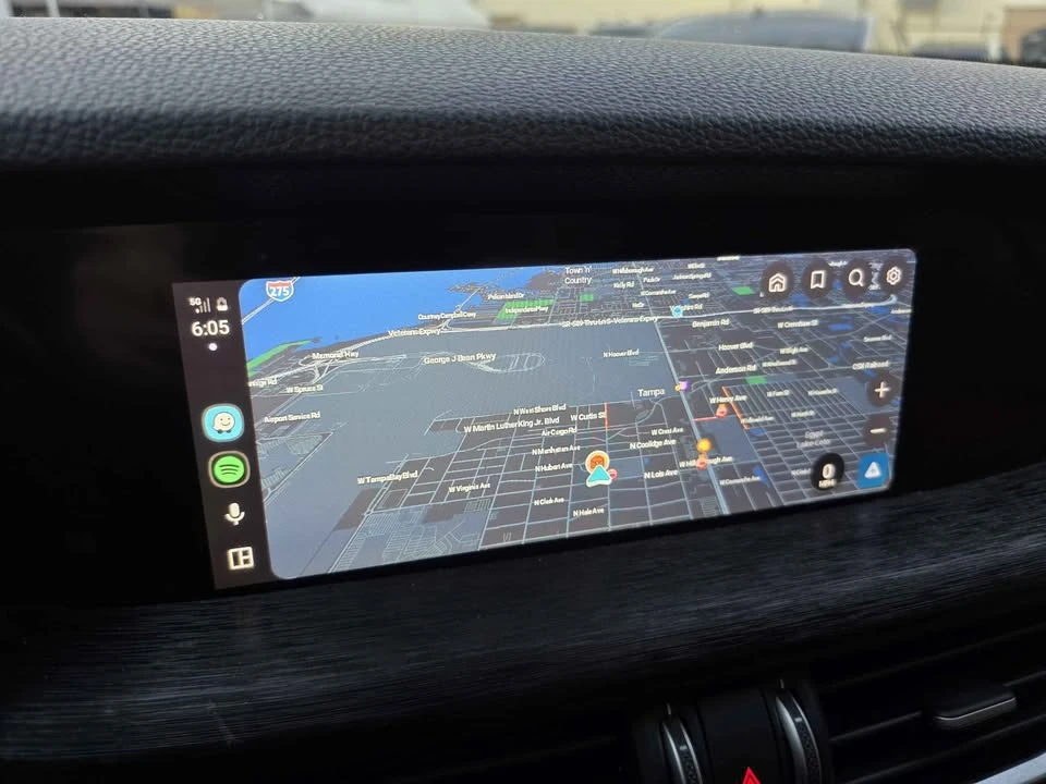 2020 Alfa Romeo Stelvio - Image 18 of 19