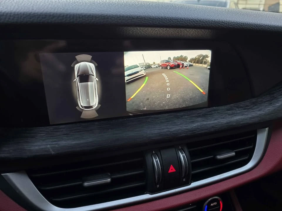 2020 Alfa Romeo Stelvio - Image 17 of 20
