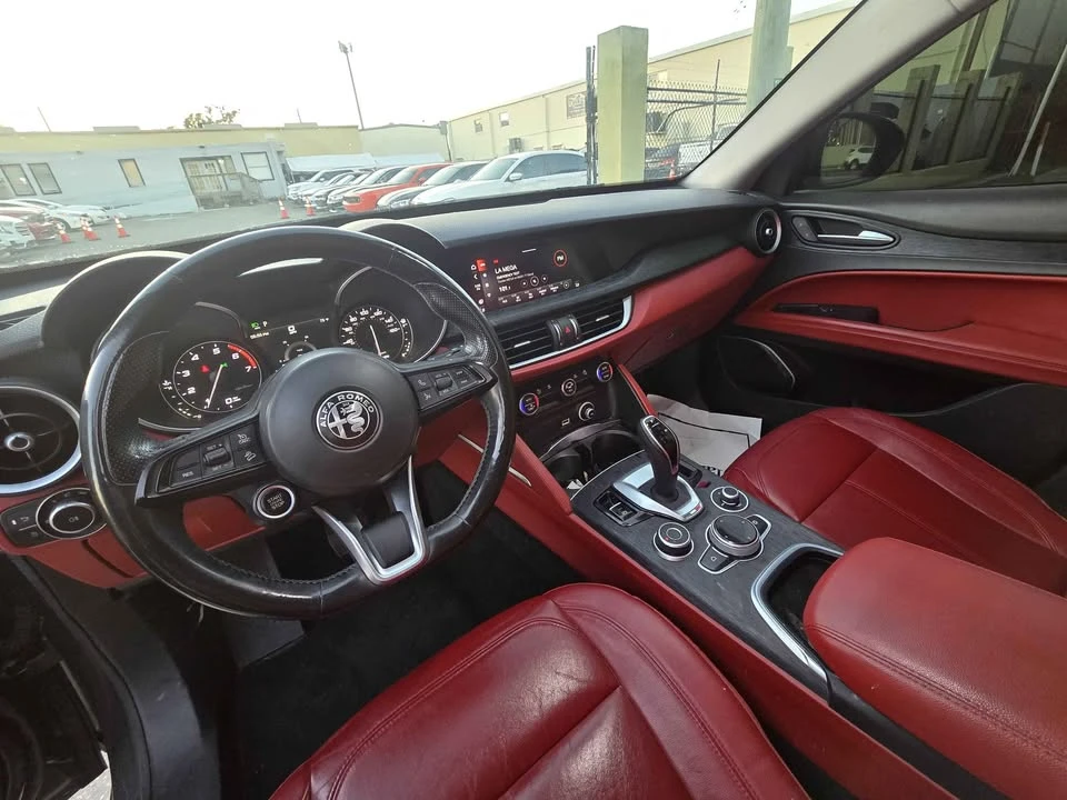 2020 Alfa Romeo Stelvio - Image 9 of 20