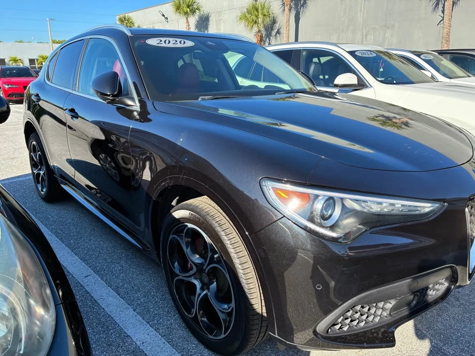 2020 Alfa Romeo Stelvio - Image 2 of 4
