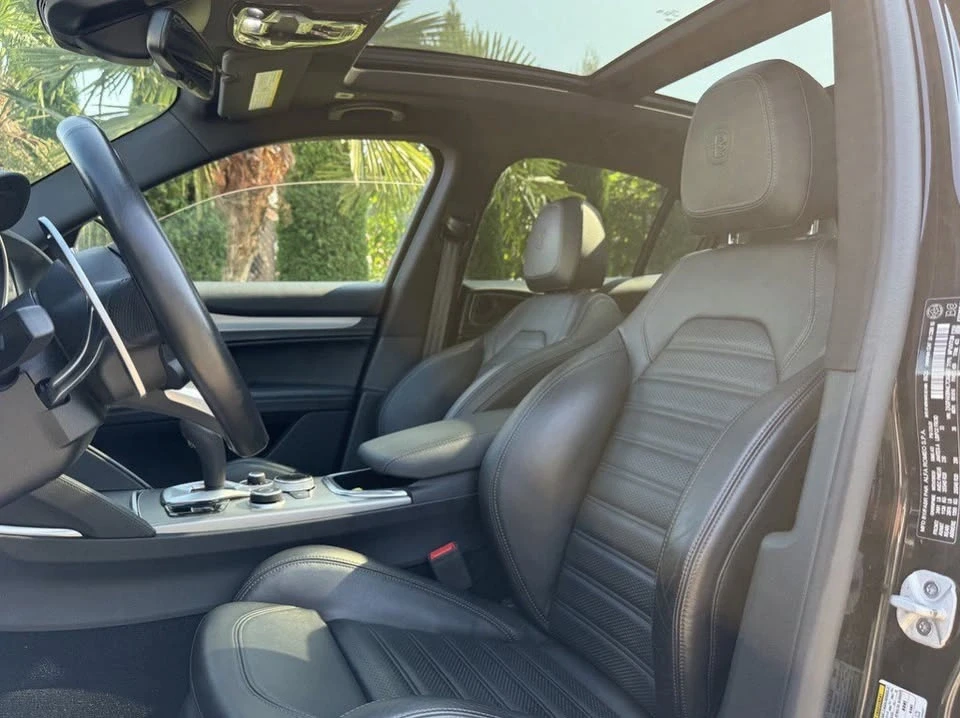 2020 Alfa Romeo Stelvio - Image 15 of 19