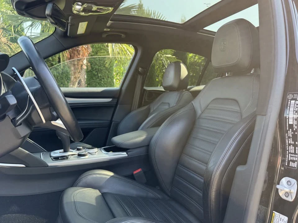 2020 Alfa Romeo Stelvio - Image 16 of 20