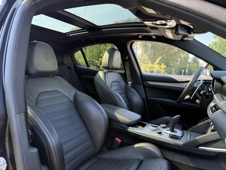 2020 Alfa Romeo Stelvio - Image 17 of 19