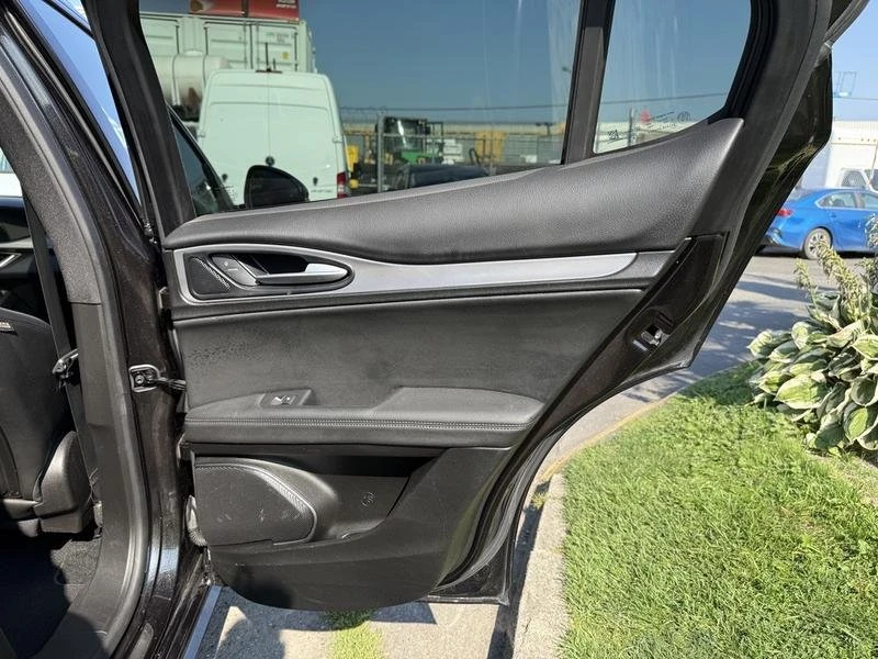 2020 Alfa Romeo Stelvio - Image 9 of 20