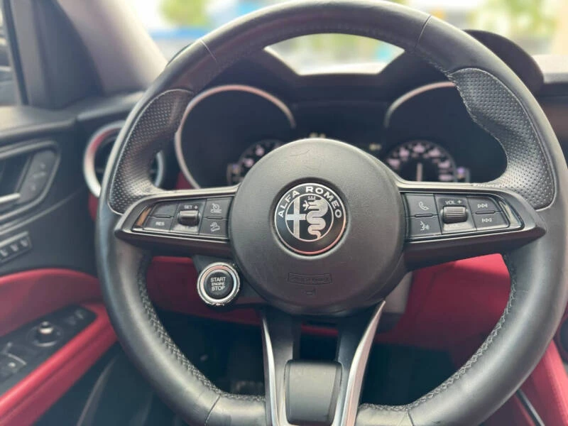 2020 Alfa Romeo Stelvio - Image 14 of 15