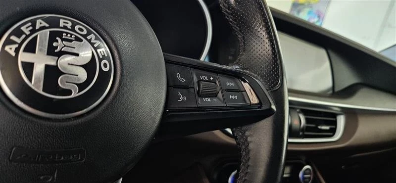 2020 Alfa Romeo Stelvio - Image 13 of 18