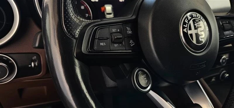 2020 Alfa Romeo Stelvio - Image 12 of 18