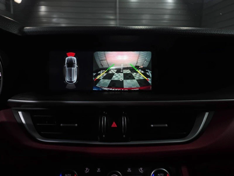 2020 Alfa Romeo Stelvio - Image 16 of 18
