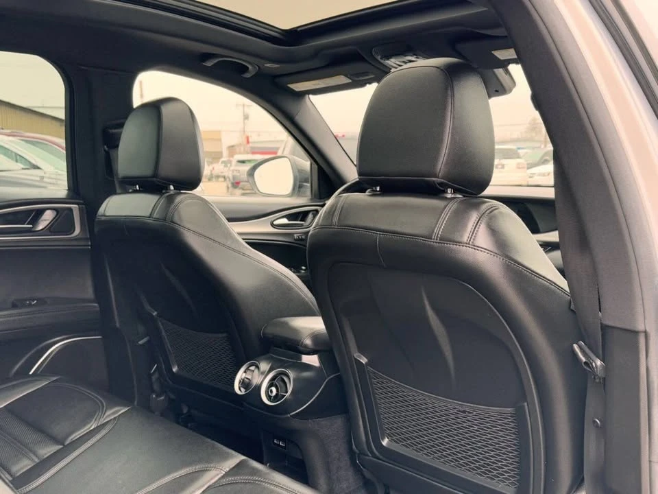 2020 Alfa Romeo Stelvio - Image 15 of 20