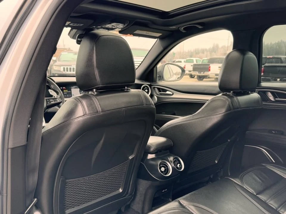 2020 Alfa Romeo Stelvio - Image 17 of 20