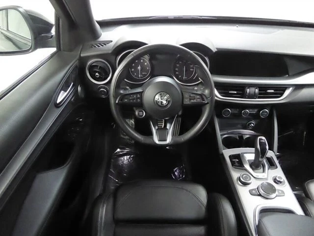 2020 Alfa Romeo Stelvio - Image 9 of 20